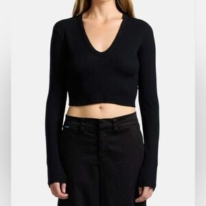 NWT COTTON CITIZEN Verona Crop U Neck Shirt Jet Black Small